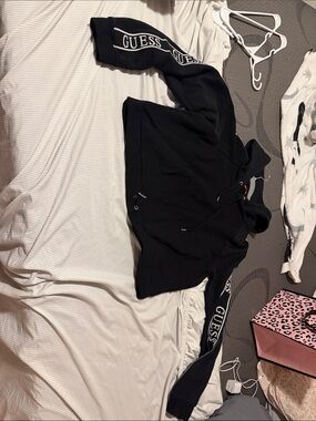 GUESS Black Cropped Hoodie with Logo Sleeve Tape